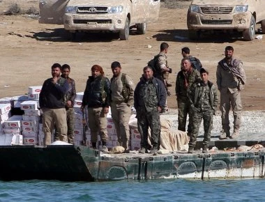 Εκπρόσωποι Κούρδων στο Παρίσι: Στο τραπέζι των συζητήσεων οι τουκικές απειλές και η αποχώρηση των ΗΠΑ